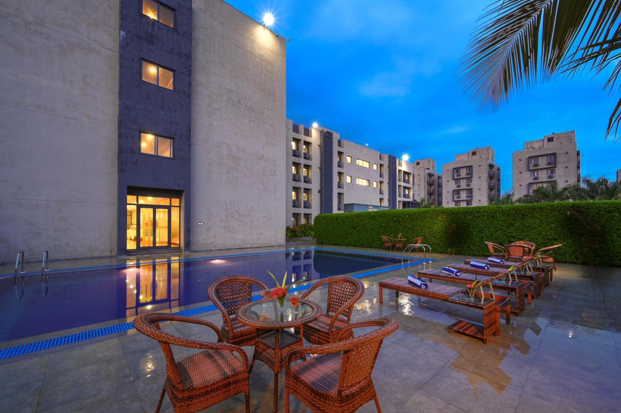 Treehouse Morina Hotel Vithalpur Bagian luar foto