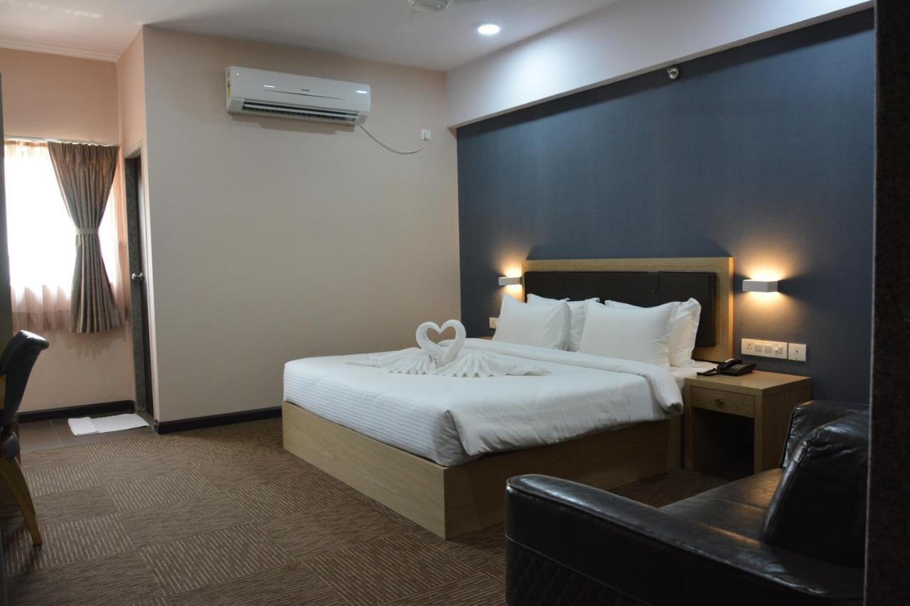 Treehouse Morina Hotel Vithalpur Bagian luar foto