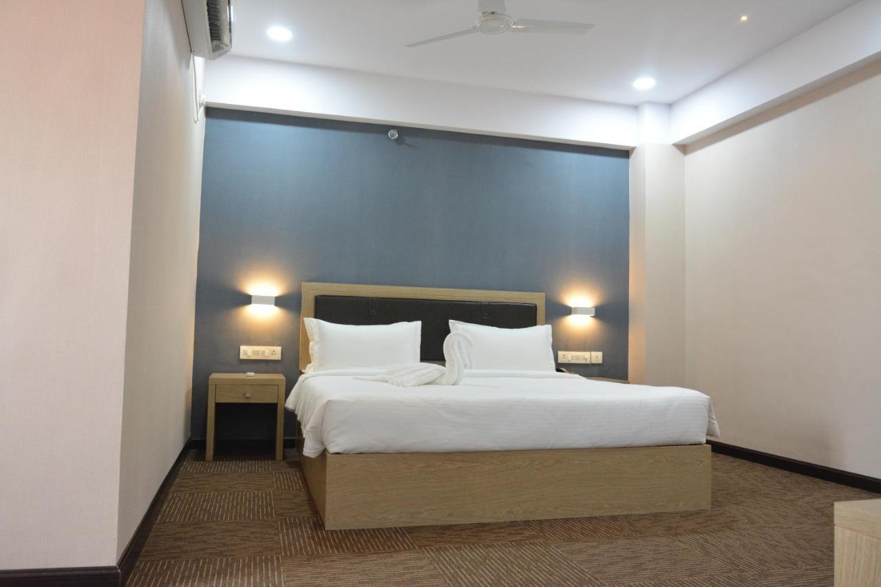 Treehouse Morina Hotel Vithalpur Bagian luar foto
